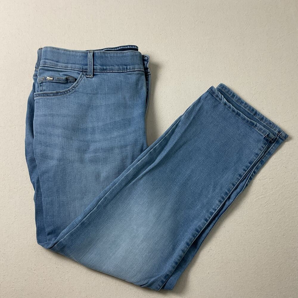 Lee Light Blue Denim Regular Fit Mid Rise Straight Leg Jeans Women's 18W